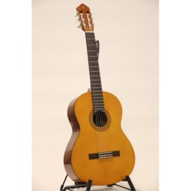 GUITAR CLASSIC YAMAHA C40.