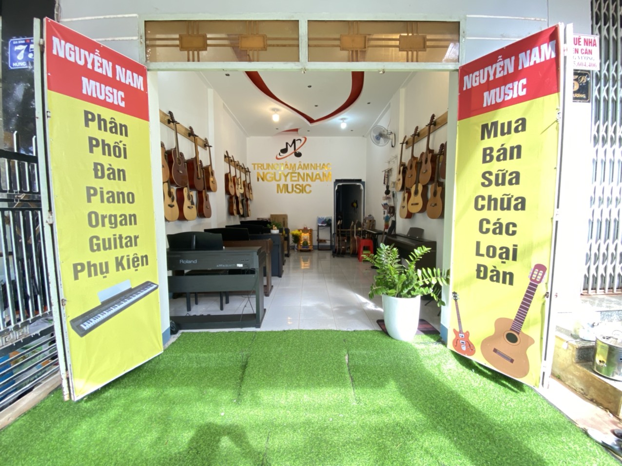 Chiêu Sinh Khóa Học Đàn Guitar, Lớp Học Piano, Lớp Học Đàn Organ